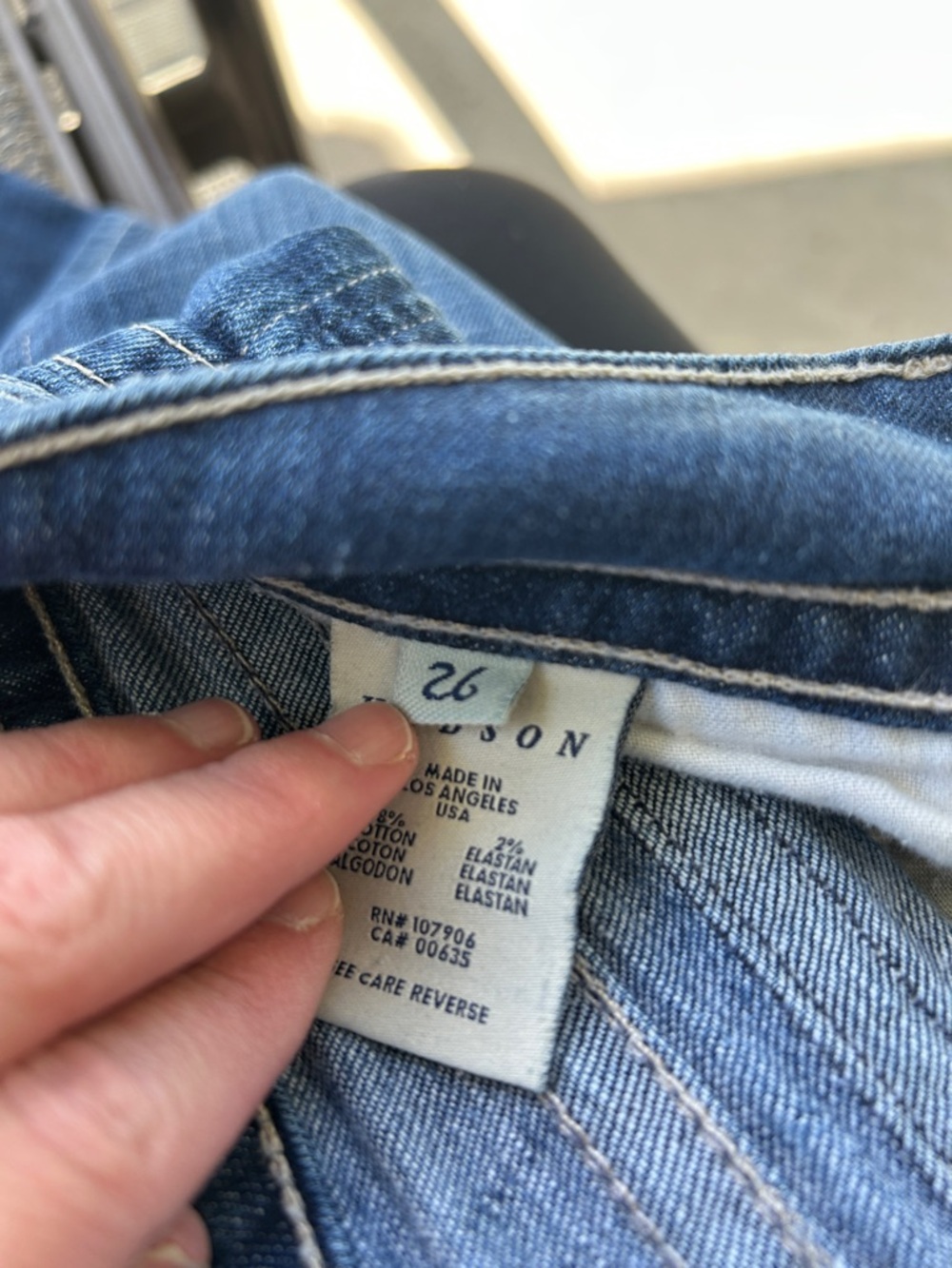 Women’s Blue Denim Jeans - Classic Mid Wash Inseam 31 - Picture 3 of 4